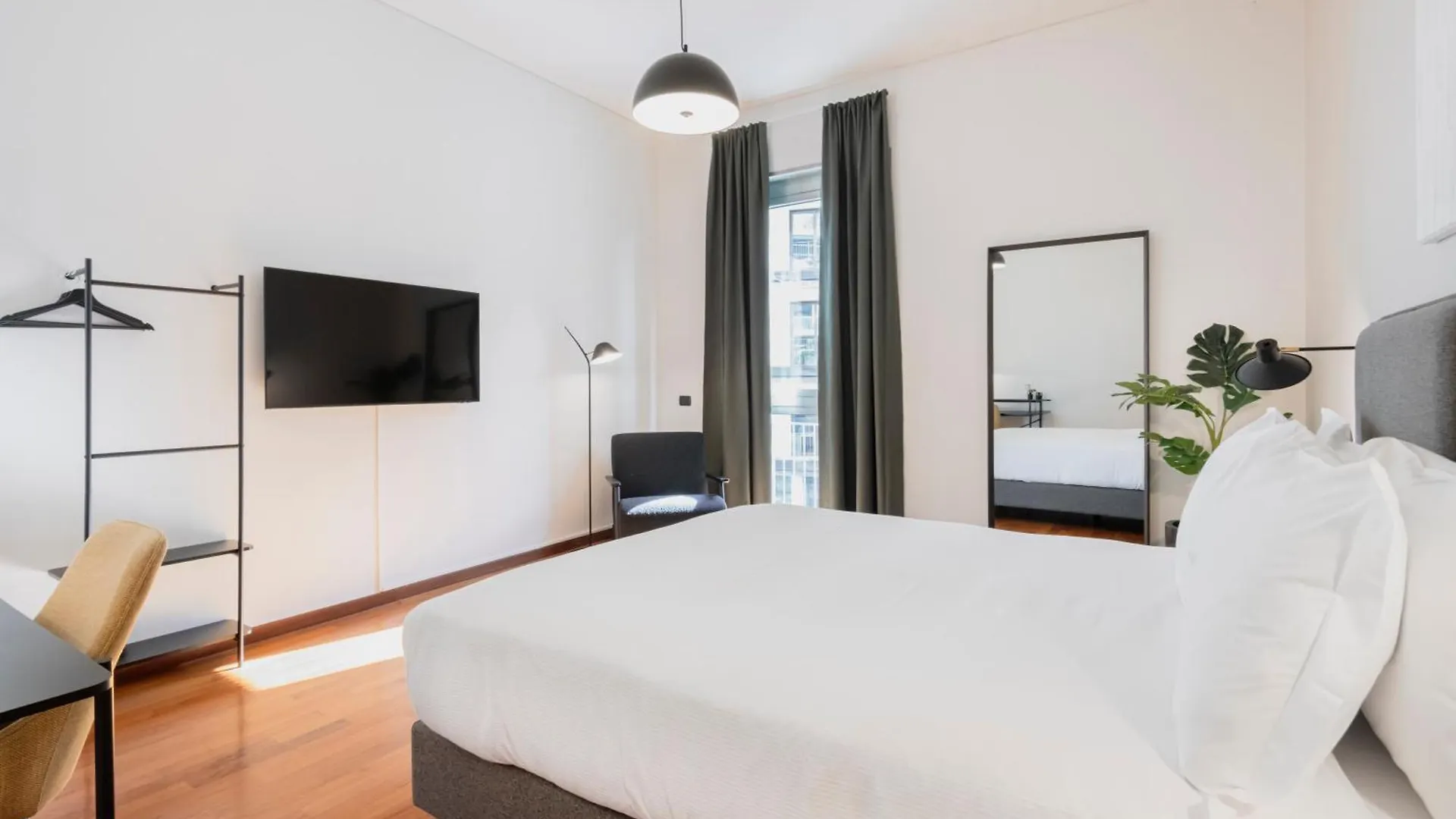 Appartement Relstay - Montenapoleone Milaan