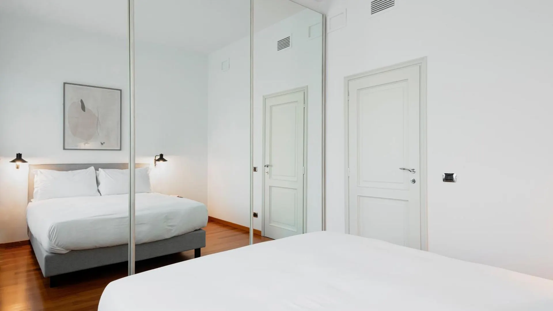 Relstay - Montenapoleone Milaan Appartement