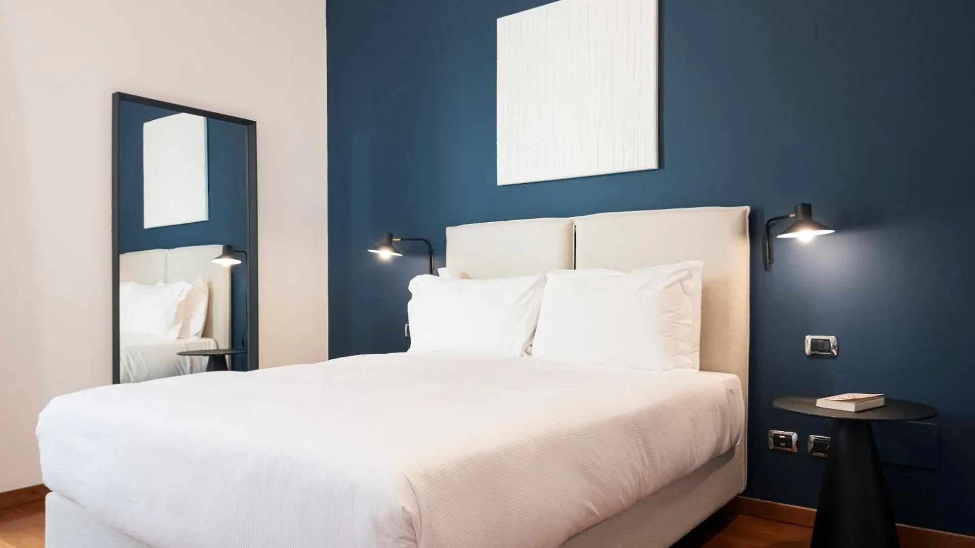 Relstay - Montenapoleone Milaan Appartement